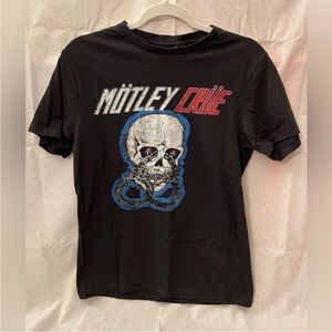 Motley Crue Band Tee - Size Small - EUC